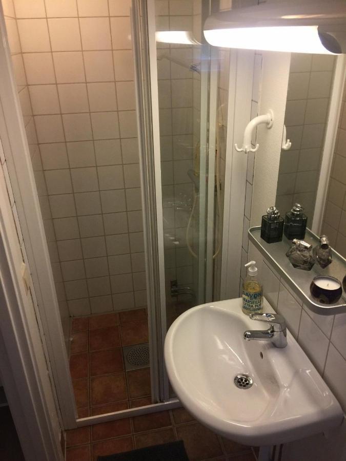 Haellestrand Apartment 32 Stromstad Bagian luar foto