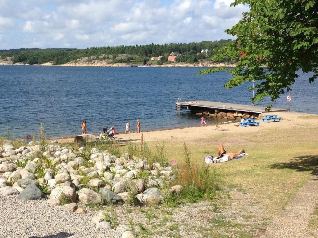 Haellestrand Apartment 32 Stromstad Bagian luar foto