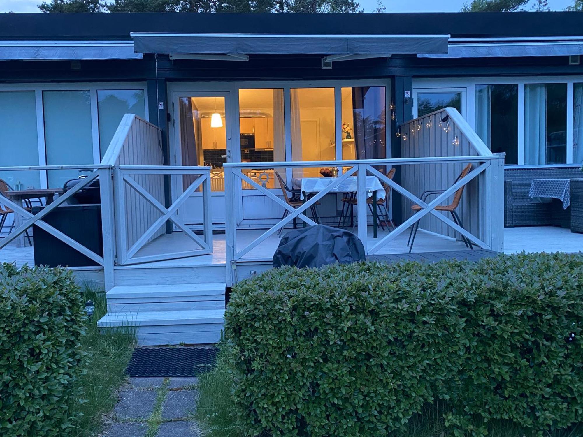 Haellestrand Apartment 32 Stromstad Bagian luar foto